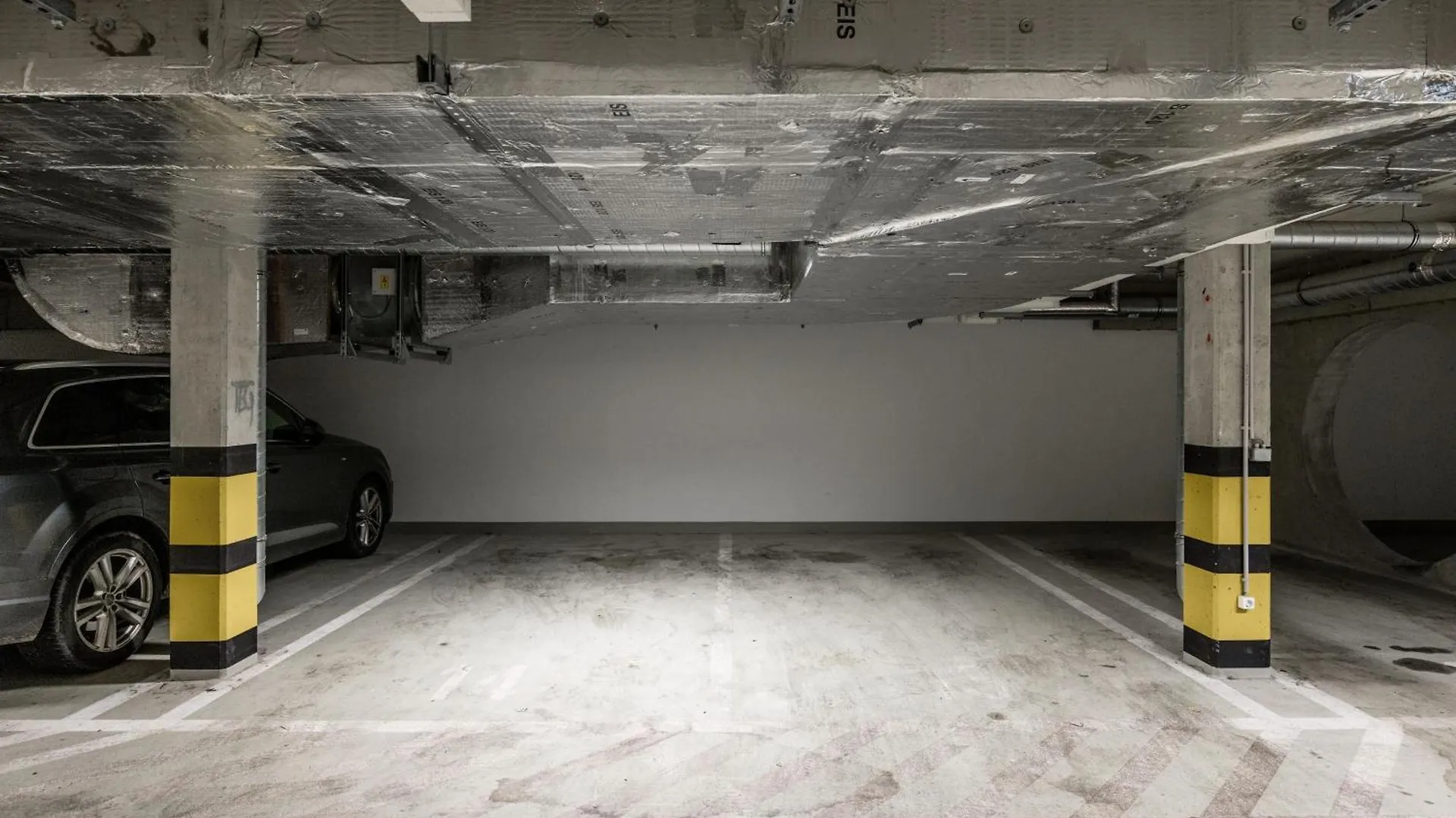 アパート Penthouse With City View And Parking For Two ブダペスト