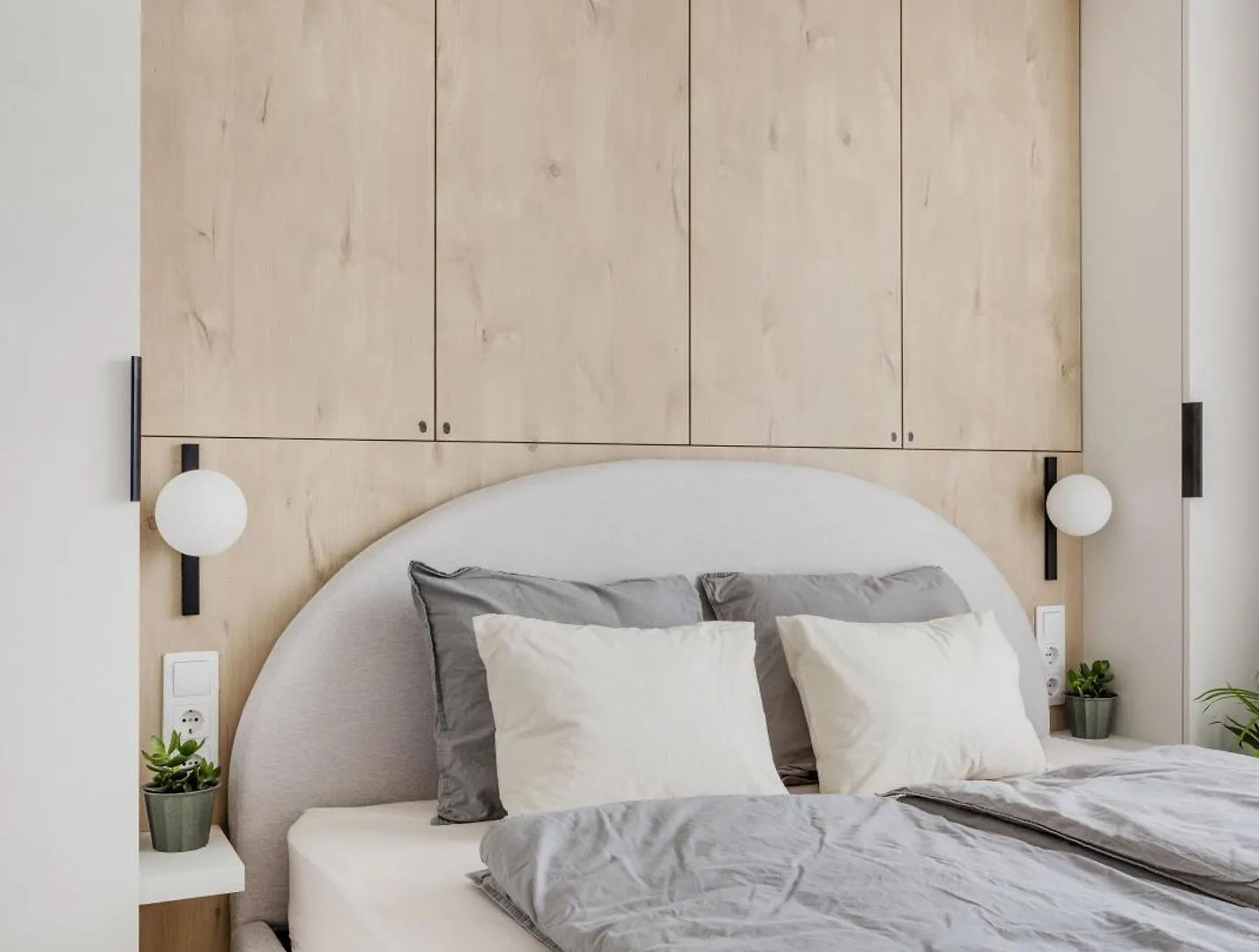 Penthouse With City View And Parking For Two Budapest Ungheria